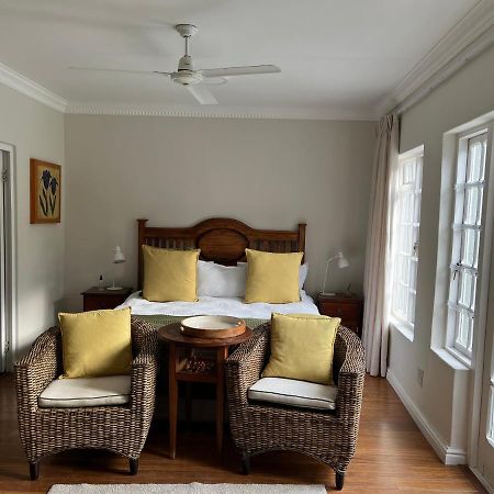 325Onmain Bed & Breakfast Hermanus Dış mekan fotoğraf