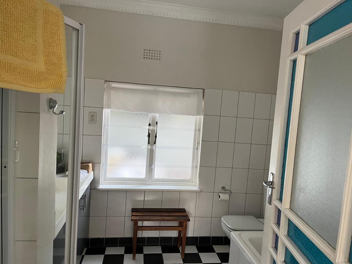 325Onmain Bed & Breakfast Hermanus Dış mekan fotoğraf