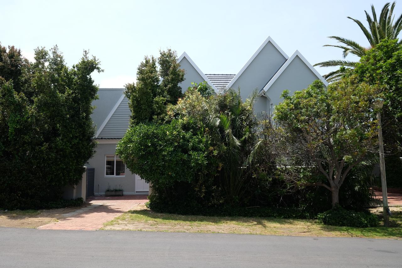 325Onmain Bed & Breakfast Hermanus Dış mekan fotoğraf
