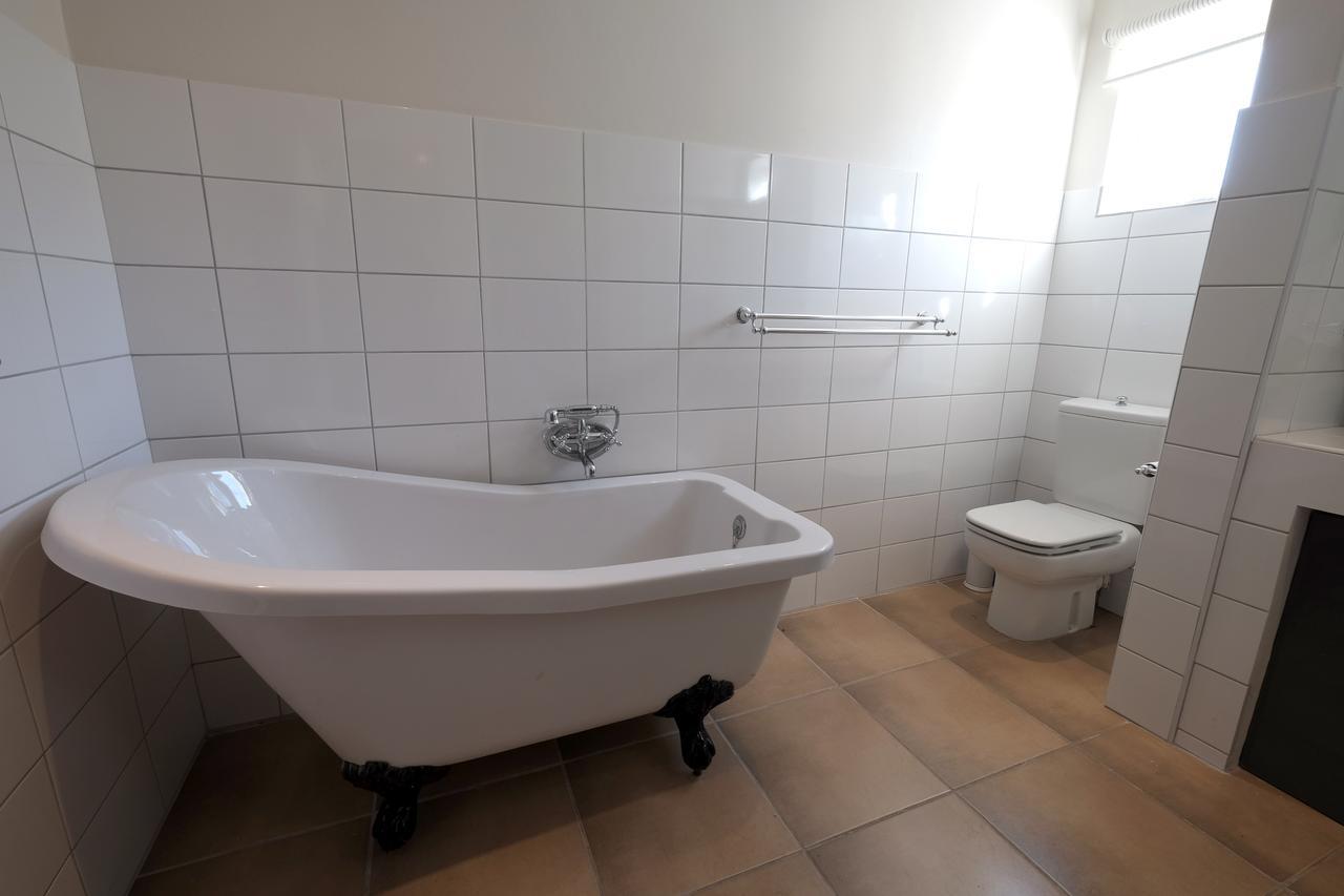 325Onmain Bed & Breakfast Hermanus Dış mekan fotoğraf